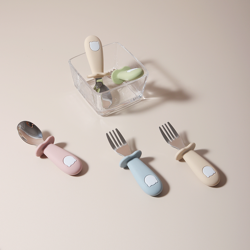 Baby panda shape silicone spoo - Baby Food Utensils incelemesi ve fiyatı